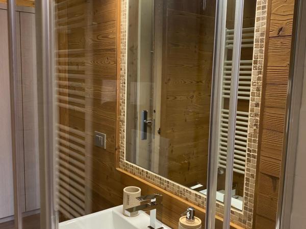 Sottosopra Alps Apartments & Rooms : photo 8 de la chambre chambre triple basique