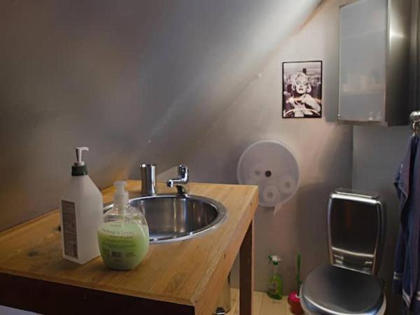 Pink House Room#1 Stockholm : photo 4 de la chambre chambre double