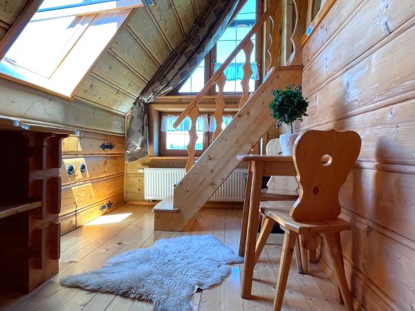 Pensjonat u Ani : photo 3 de la chambre petite chambre double Économique avec mezzanine 