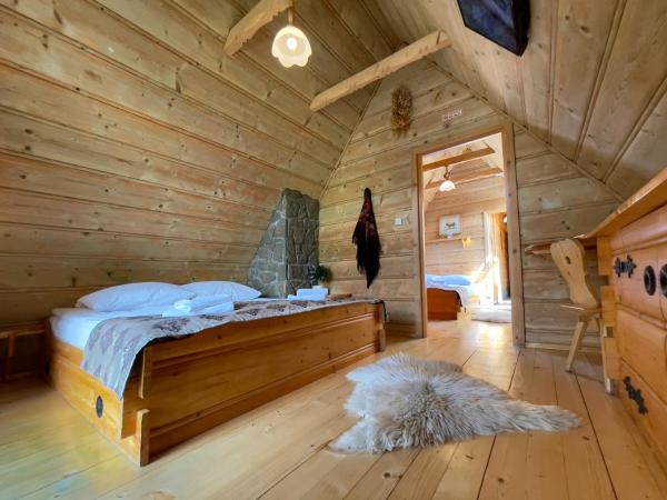 Pensjonat u Ani : photo 3 de la chambre chambre quadruple avec 2 chambres et balcon