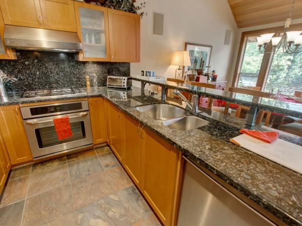 Admira Properties - Whistler : photo 9 de la chambre appartement 3 chambres - 4716 settebello drive