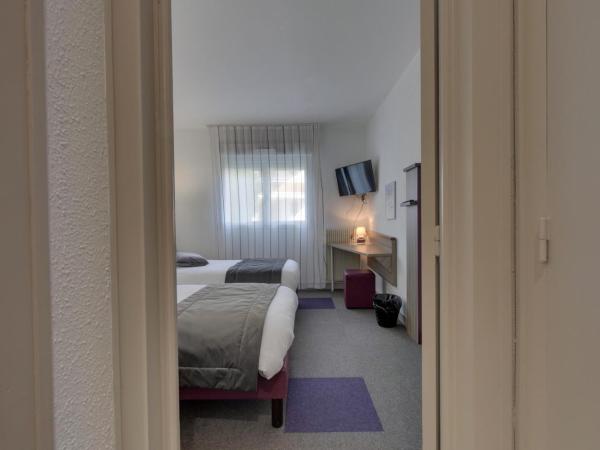 Hôtel O'Nice Saintes : photo 3 de la chambre chambre lits jumeaux