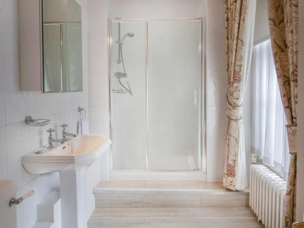 The Orchard Hotel & Restaurant : photo 7 de la chambre deluxe double room at hugh stewart house