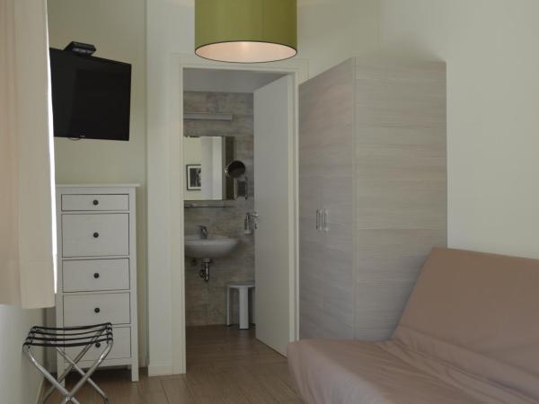 Hotel Riva e Mare : photo 3 de la chambre chambre simple avec balcon