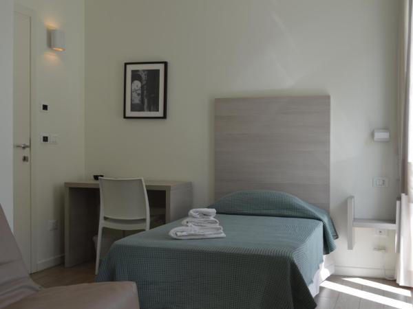 Hotel Riva e Mare : photo 4 de la chambre chambre simple avec balcon