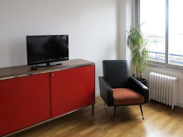 Les Abeilles : photo 6 de la chambre appartement - vue sur mer