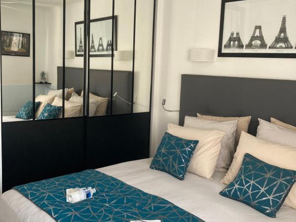 Cannes City B&B : photo 1 de la chambre chambre double standard avec climatisation