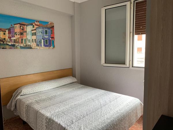 Pensión Bowling : photo 2 de la chambre chambre double ou lits jumeaux