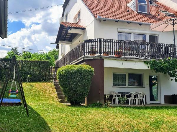 Arató Vendégház : photo 2 de la chambre appartement (4 adultes)