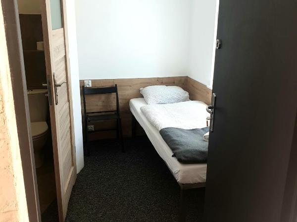 BoomerangHouse : photo 1 de la chambre chambre simple avec salle de bains 