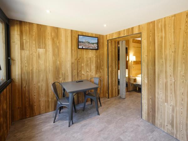 APPART-HOTEL DU LAC : photo 5 de la chambre appartement - vue sur lac