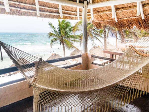 Villa Las Estrellas Tulum - located at the party zone : photo 2 de la chambre suite junior avec vue sur océan 