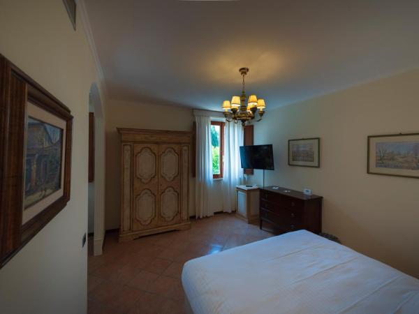 Villa Scacciapensieri Boutique Hotel : photo 5 de la chambre suite - annexe