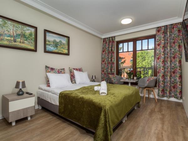 Zamorski BY THE SEA : photo 1 de la chambre chambre double avec salle de bains privative