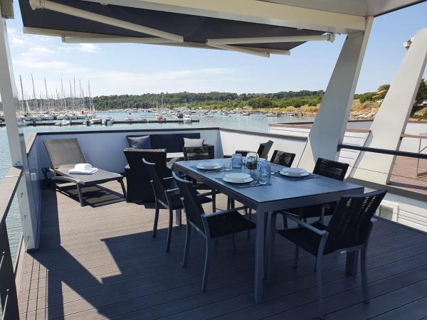 Floating House SENA : photo 3 de la chambre maison de vacances