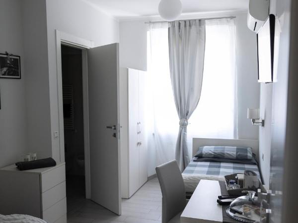 Affittacamere Villa Marcella : photo 1 de la chambre petite chambre double ou lits jumeaux