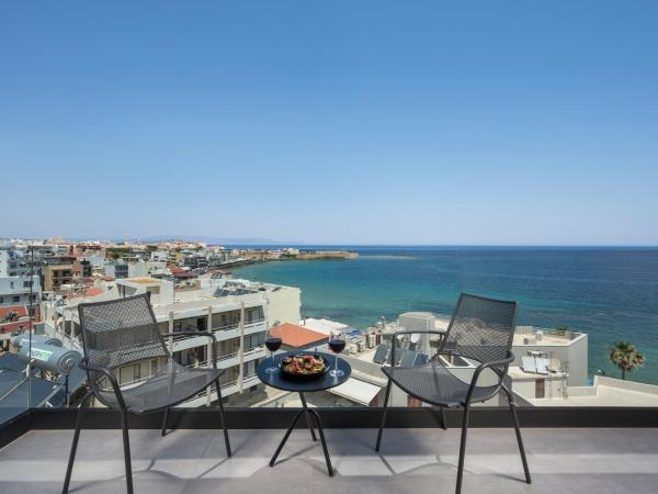 Hyperion City Hotel & Spa : photo 2 de la chambre chambre triple - vue sur mer