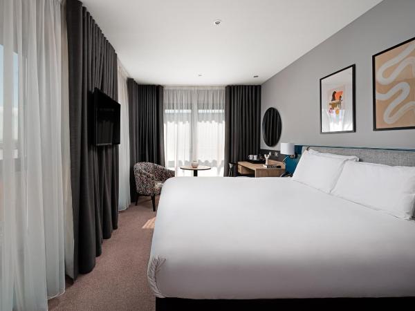 George Limerick Hotel : photo 1 de la chambre chambre lit king-size