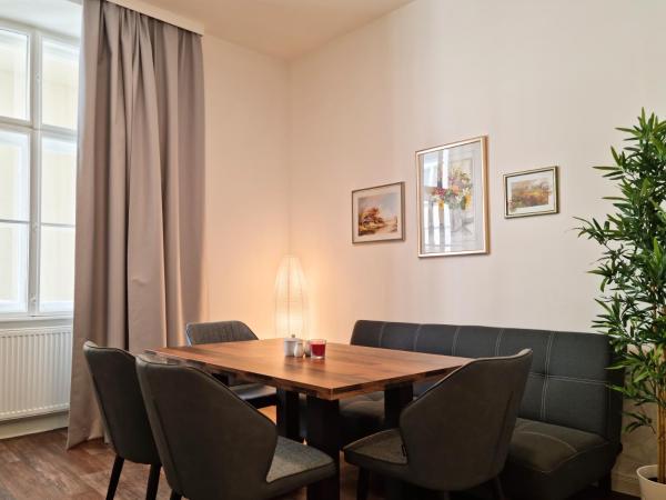 Pension Mozart - Newly Renovated : photo 9 de la chambre appartement deluxe avec cuisine - vue diverses