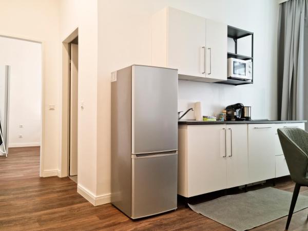 Pension Mozart - Newly Renovated : photo 7 de la chambre appartement deluxe avec cuisine - vue diverses
