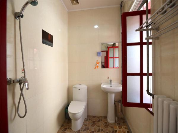 Wheat Youth Hostel Qingdao : photo 2 de la chambre chambre lits jumeaux Économique
