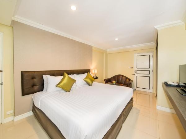 Niran Grand Hotel : photo 8 de la chambre chambre deluxe double ou lits jumeaux