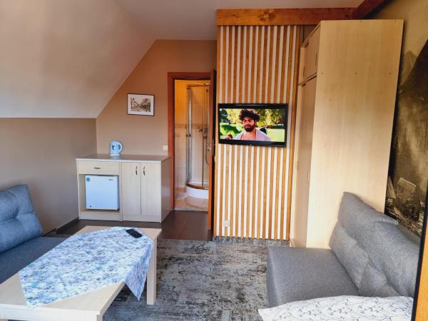 W Zakopanem Hej : photo 2 de la chambre chambre triple – vue sur montagne