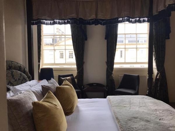 The Windsor Town House : photo 5 de la chambre chambre lit à baldaquin