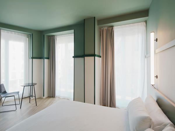 B&B HOTEL Madrid Centro Plaza Mayor : photo 9 de la chambre chambre double supérieure