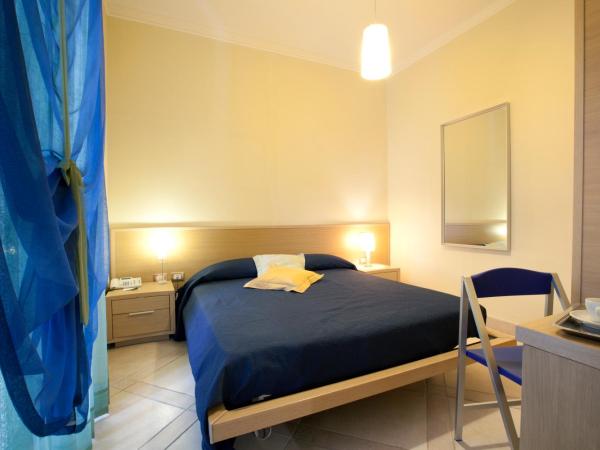 Posidonia Residence : photo 7 de la chambre appartement - vue sur mer