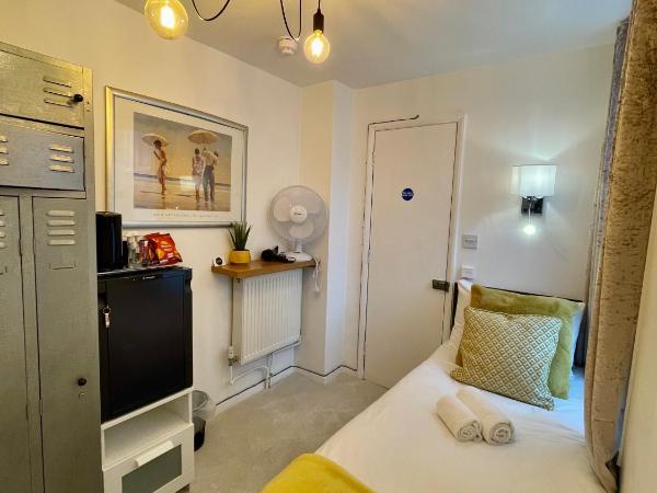 Brighton Black Hotel & Hot Tubs : photo 2 de la chambre chambre simple deluxe