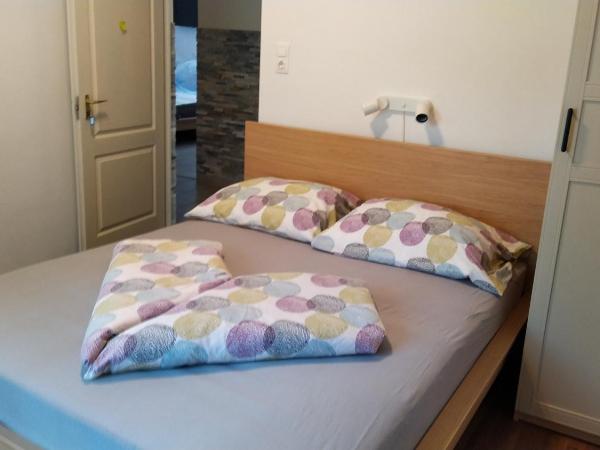VilLa AdeLe : photo 3 de la chambre chambre standard lit queen-size