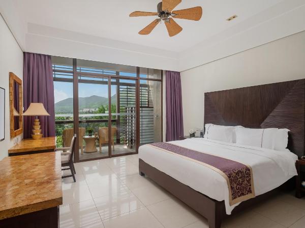 Yalong Bay Mangrove Tree Resort : photo 2 de la chambre chambre lit king-size deluxe - vue sur jardin