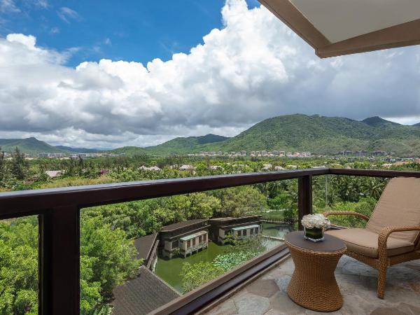 Yalong Bay Mangrove Tree Resort : photo 5 de la chambre suite familiale avec vue sur le jardin