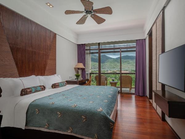 Yalong Bay Mangrove Tree Resort : photo 3 de la chambre suite familiale avec vue sur le jardin