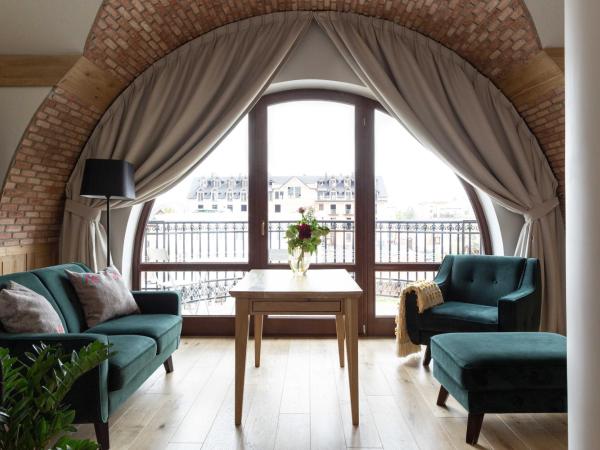 Aparthotel Cristina : photo 4 de la chambre suite supérieure