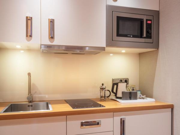 Crowne Plaza Frankfurt Congress Hotel, an IHG Hotel : photo 5 de la chambre suite affaires 1 chambre