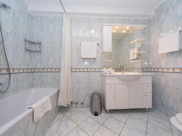 Villa Dard : photo 1 de la chambre suite 2 chambres supérieure avec balcon - vue sur mer