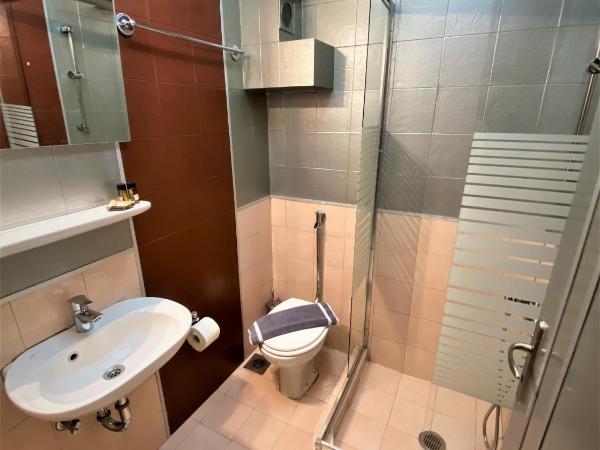 Ruby Rooms Kifisia - Adults Only : photo 3 de la chambre chambre double standard