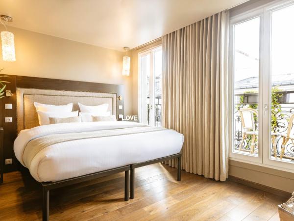 B Montmartre : photo 1 de la chambre chambre double avec balcon