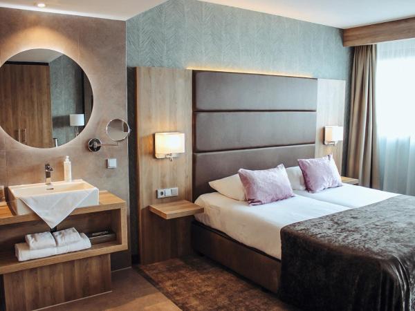 Van der Valk Hotel Breda : photo 1 de la chambre chambre double confort avec douche