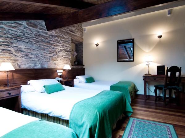 San Clemente by Pousadas de Compostela : photo 9 de la chambre chambre double ou lits jumeaux