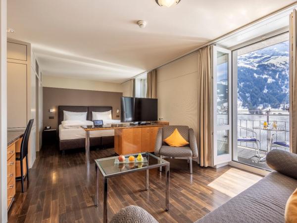 Belvedere Swiss Quality Hotel : photo 4 de la chambre chambre double ou lits jumeaux deluxe avec climatisation - vue sur eiger