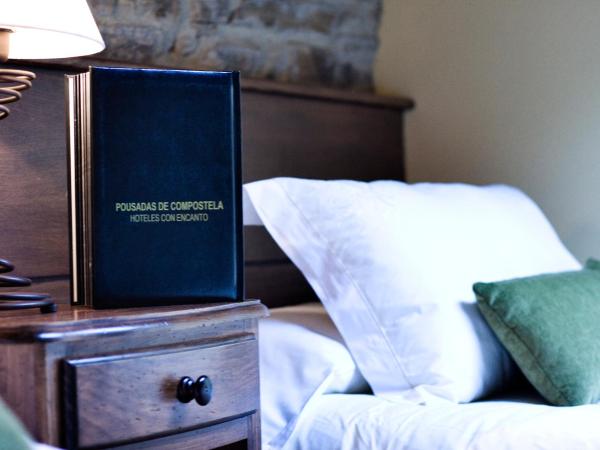 San Clemente by Pousadas de Compostela : photo 2 de la chambre chambre double ou lits jumeaux