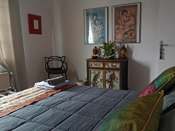 Chambre d'hote Le clos Valmont : photo 4 de la chambre chambre double - vue sur jardin