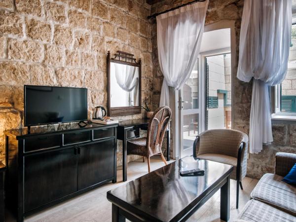 Villa Allure of Dubrovnik : photo 5 de la chambre chambre double de luxe avec terrasse - Étage inférieur