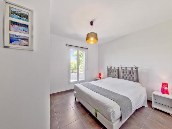 Résidence Pierre & Vacances Premium Les Villas de Porto-Vecchio : photo 1 de la chambre appartement 2 chambres avec climatisation et terrasse (6 adultes)