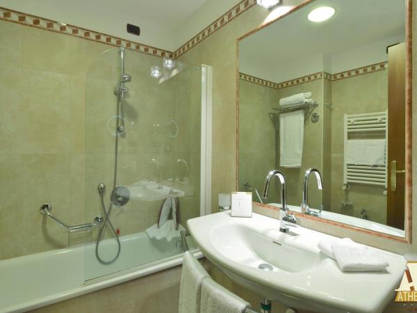 Hotel Athena : photo 10 de la chambre chambre triple