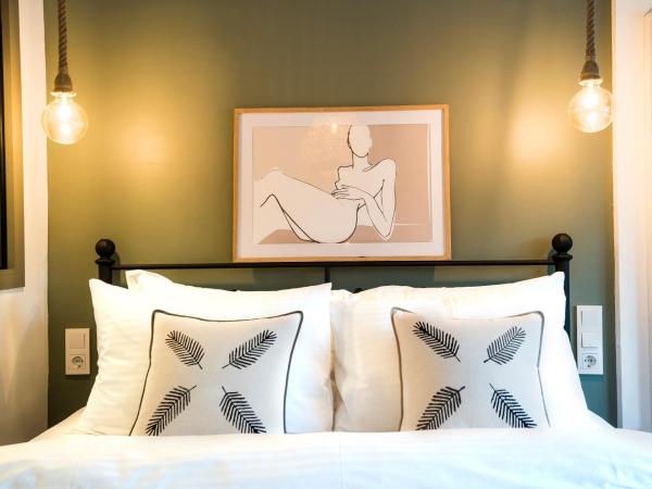 Liman Hotel Gümüslük - Adult Only : photo 1 de la chambre chambre triple classique