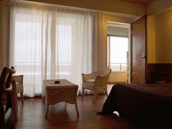 Carlina Lodge : photo 1 de la chambre chambre familiale - vue sur mer